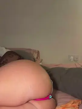 Watch Live Sex Cams with Lucy_Louxx - Cam4