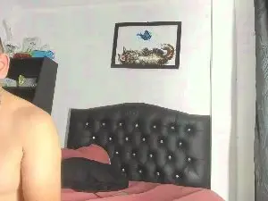 Live Sex Cam with antonella__max - Cam4