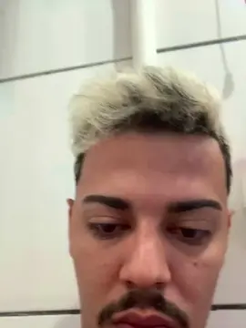 Free Live Porn with leosilva00 - Cam4