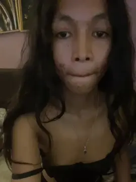 Watch Live Sex Cams with MissEllede19 - Cam4