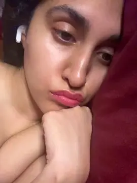 Free Live Porn with Allkisses - Cam4