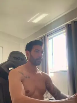 Live Porn with Saradoalto23 - Cam4