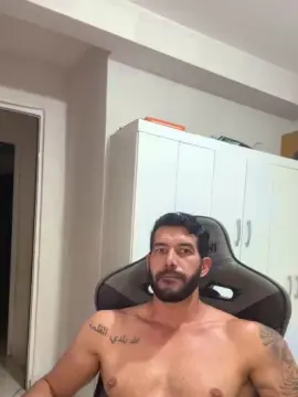 Live Porn with Saradoalto23 - Cam4