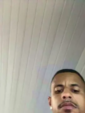 Live Porn with Soaresluucas29 - Cam4