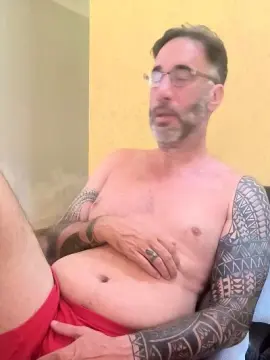 Live Sex Cam with Tiojhonny2 - Cam4