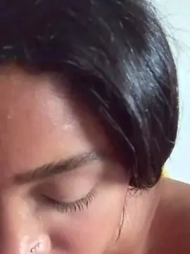 Free Live Porn with Pielcanela29 - Cam4