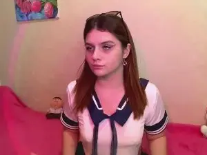 Nude Webcam with KeniaConnely - Cam4