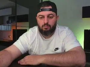 Free Live Porn with DravenPeak - Cam4