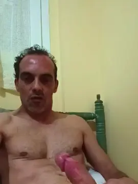 Free Live Porn with Chicoatrevido1 - Cam4