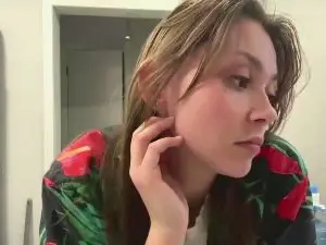 Live Sex Cam with LeesaTomasson - Cam4