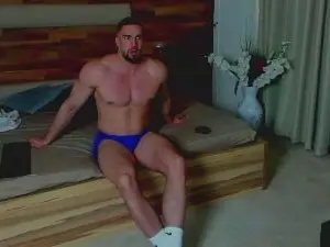 Sex Chat with IvanHyde - Cam4