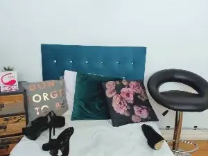 Nude Webcam with SusanneN - Cam4