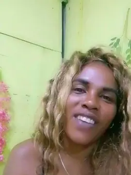 Best live sex cam show with Antoinella34 - Cam4
