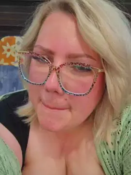Free Porn Cam with SensualMinx - Cam4