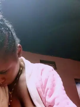 Live Sex Cam with inayah2 - Cam4