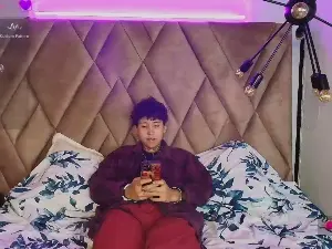 Best live sex cam show with Zoe_XOX - Cam4