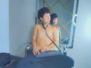 Live Sex Cam with Zoe_XOX - Cam4