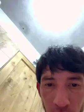 Nude Webcam with Akserthuglove - Cam4