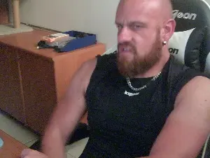 Live Sex Cam with Police82 - Cam4