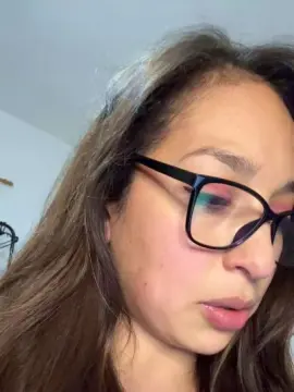 Free Porn Cam with tamara225 - Cam4