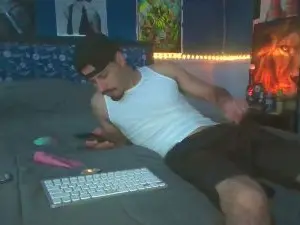 Sex Cam with LATINMALE0 - Cam4