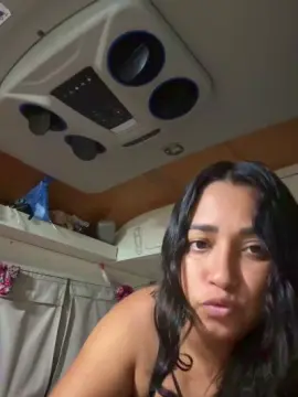 Free Live Porn with Marinomade - Cam4