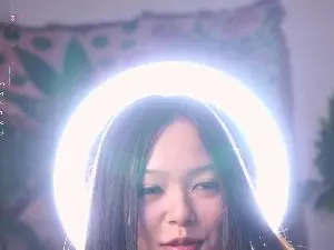 Nude Webcam with VictoriaChey - Cam4