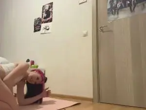 Adult Webcam with PollyGlomb - Cam4