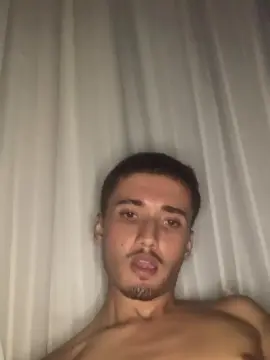 Adult Webcams with CaioBernardi - Cam4