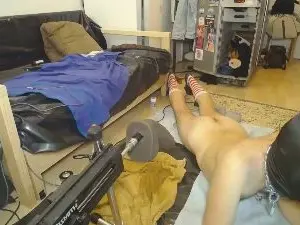 Live Porn with Kmsmxff - Cam4