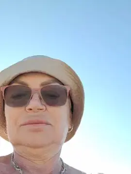 Sex Chat with LindaL69 - Cam4