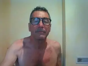 Watch Live Sex Cams with openoluc1 - Cam4