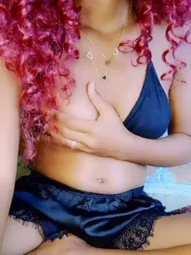Nude Webcam with Jhairah - Cam4
