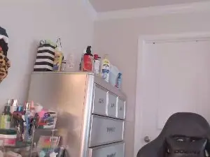 Live Porn with Butterflybootyy - Cam4
