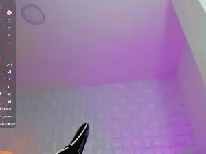 Live Sex Cam with iris_torrezz - Cam4