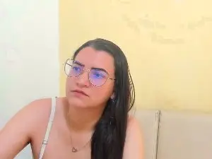 Adult Webcams with marilyn_Garcia - Cam4