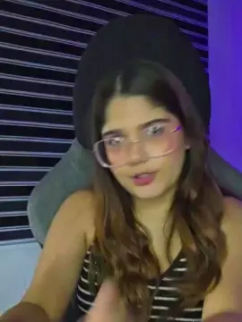 Adult Webcam with AliceP0 - Cam4