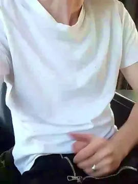 Free Live Porn with MilfhunterX - Cam4