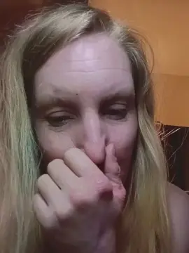 Free Porn Cam with lablonde8 - Cam4