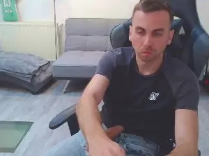 Free Porn Cam with Runtasty96 - Cam4