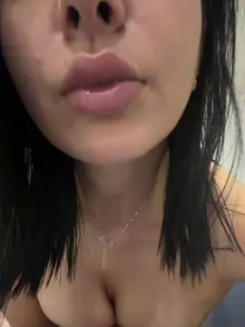 Best live sex cam show with Soyestrella - Cam4