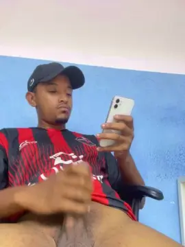 Adult Webcams with Gogzilla_ - Cam4