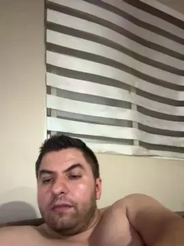 Adult Webcam with raulgzz4 - Cam4