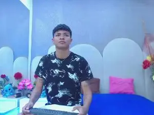 Live Sex Cam with partyduoboys - Cam4