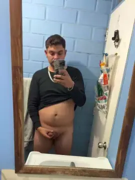 Live Porn with BenJ40327 - Cam4