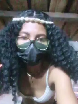 Nude Webcam with Lynshania - Cam4