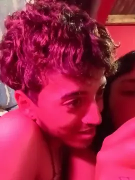 Best Webcam with Brunet44 - Cam4