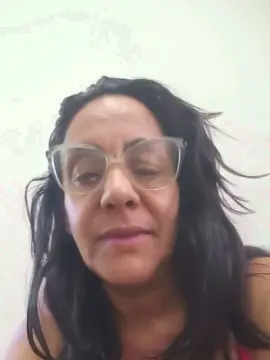 Sex Chat with Milfchic - Cam4