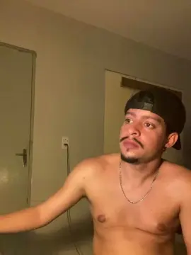Free Porn Cam with poneypb - Cam4