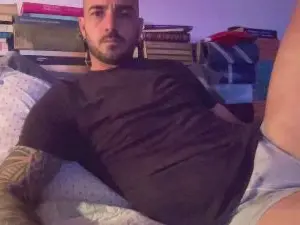 Live Sex with alessandromori9 - Cam4